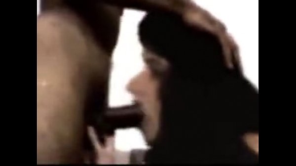 Busto una noce (Lillywhite4bm)