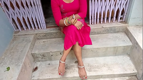 J'ai convaincu la prostituée du bordel pour 500 roupies et je me suis fait baiser en suçant le pénis