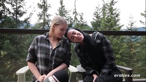 Alanna &amp_ Nicole'_s Sexy Weekend Getaway