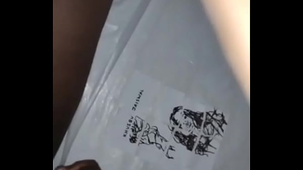 Una presentazione romantica su come ho trovato gli schizzi di nudo che ho perso, parte 2