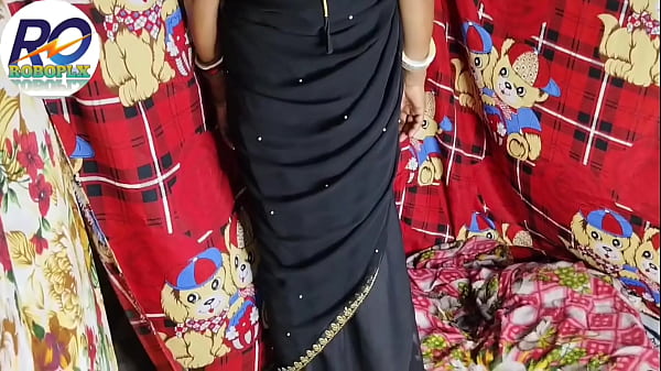 Part (1) Bhabhi looks very beautiful in black saree Super mast chudai pussy hindi audio sound effect