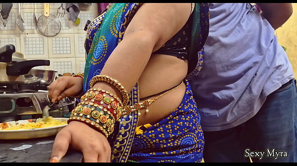 Con điếm điếm của dì mới về nhà