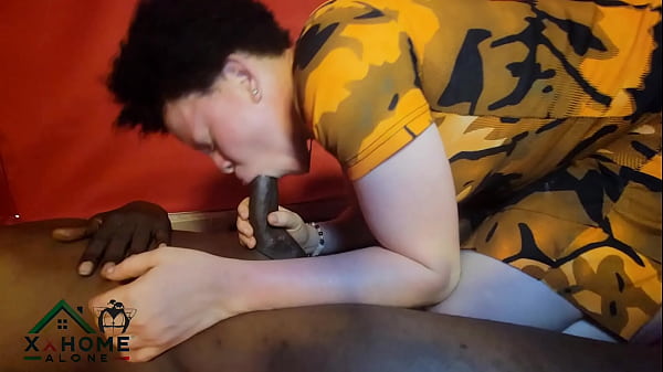 Naughty Young Girl tritt auf