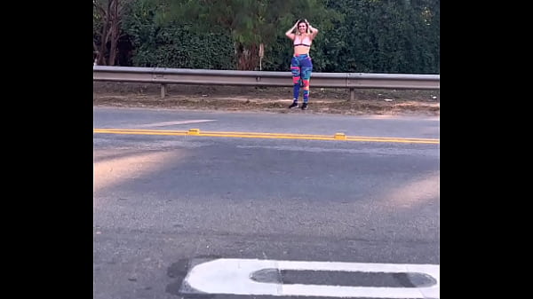 I found a prostitute on the corner, I asked her to give me a blowjob, she wanted 100$ and I asked for a discount, she just sucked the head! I took the delicious blowjob to the vacant lot