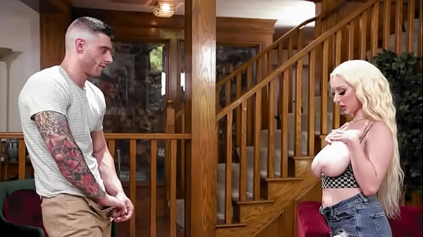 Sexy teen Teen has fun