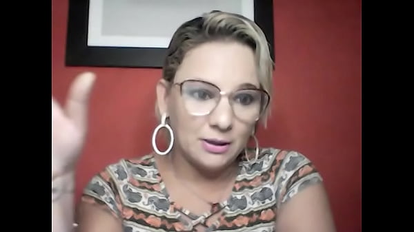 MI AMIGO SACERDOTE PAUZUDO-ROMPIDO POR SU CRIADA-COGRI A SU PRIMA NUEVA CASADA