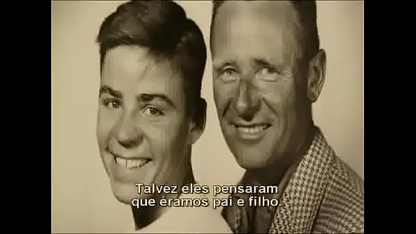 Chris &amp_ Don: A Love Story - 2007 ‧ Document&aacute_rio/Romance ‧ 1h 31m